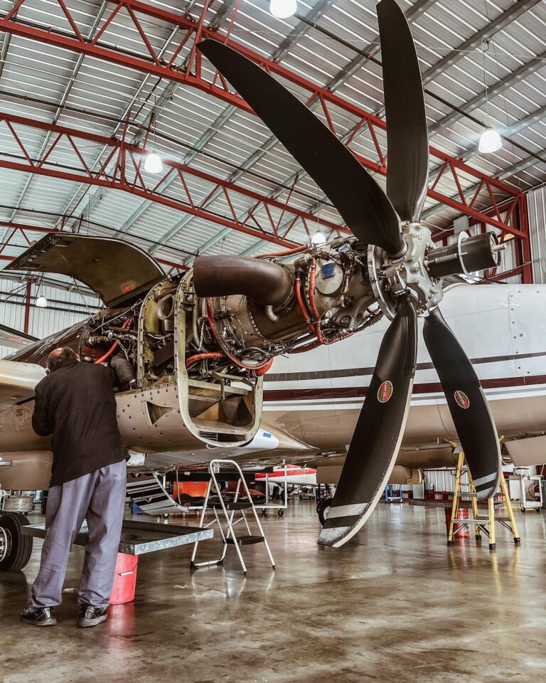 plane full maintenance